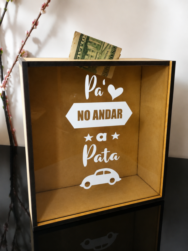 ChatGPT Image 20 jul 2026, 16_52_03 🏡 ALCANCÍA DE MADERA PERSONALIZADA | Caja de Ahorro